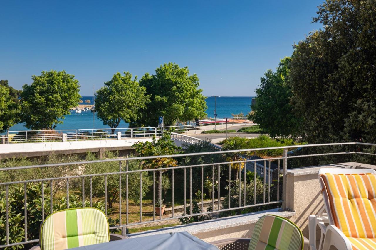 Apartment Portapisana Just 50M From The Beach Krk Town Bagian luar foto