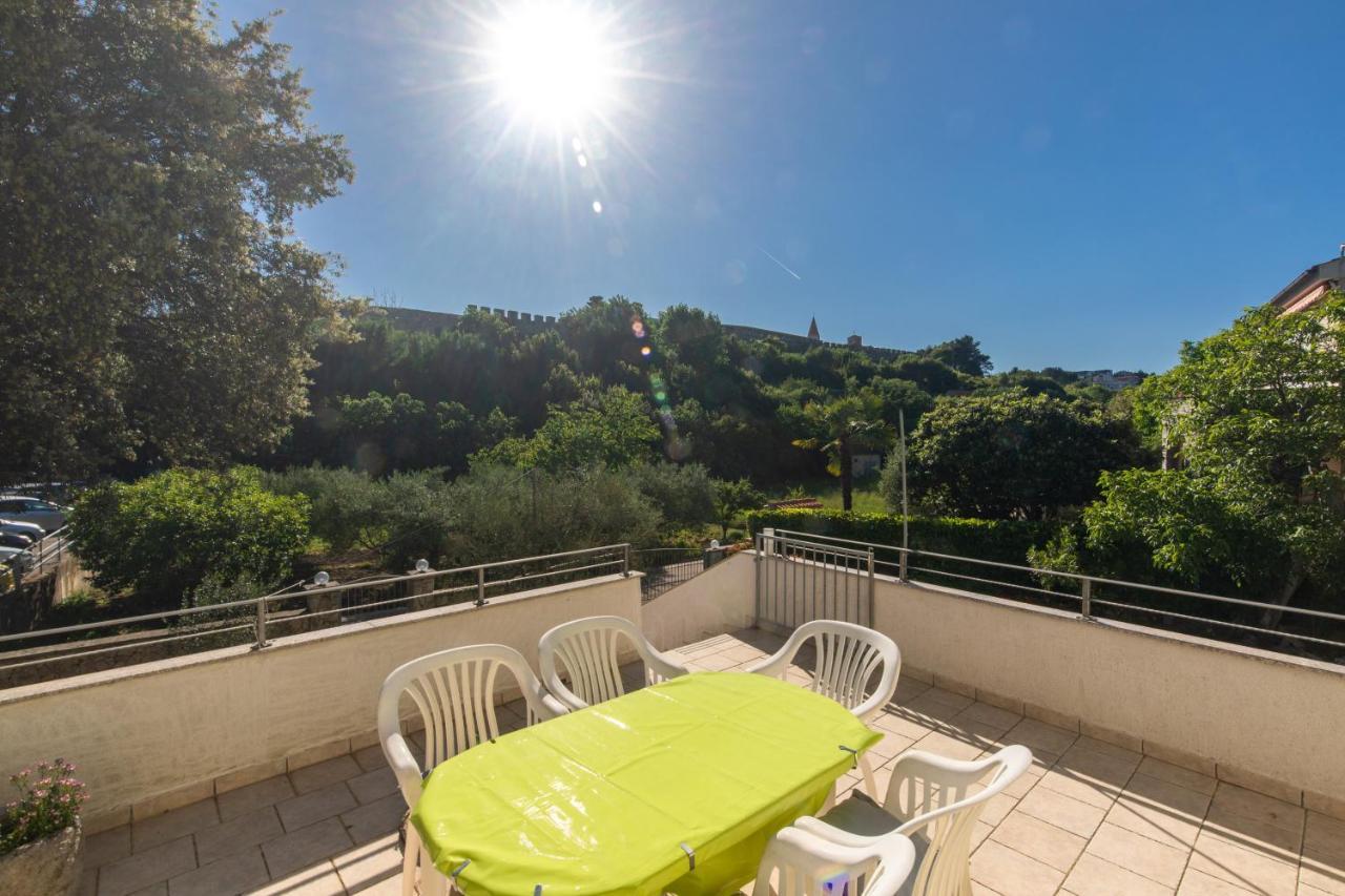 Apartment Portapisana Just 50M From The Beach Krk Town Bagian luar foto